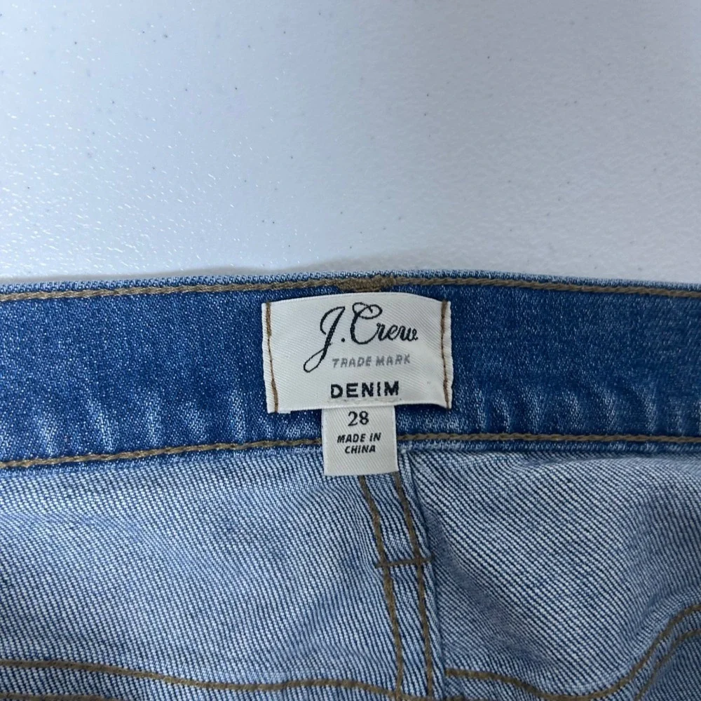 J.Crew Vintage Straight Jeans Womens 28‎ Blue Distressed Raw Hem F8024